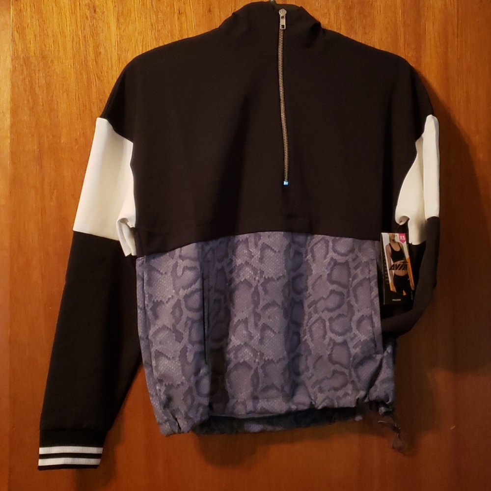 Pullover 1/4 zip athleisure python print jacket